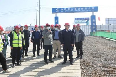 區(qū)委書記閆占峰深入調(diào)研沈陽渾南科技城項目建設(shè)與城市精細化管理